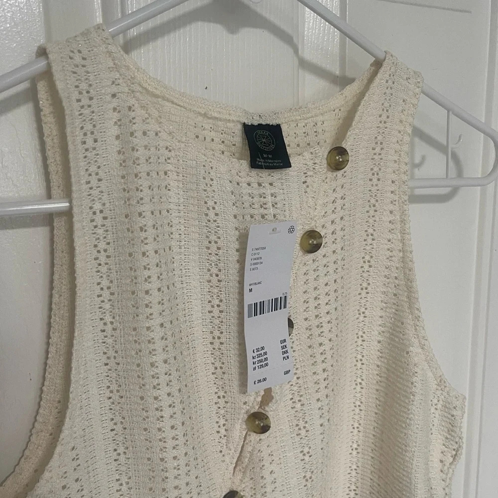 Urban Outfitters Cream Knit Diagonal Button Crop Tank - Picture 3 of 4